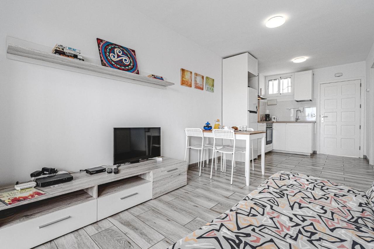 Apartamento En El Dorado Playa De Las Americas ปลายาเดลาสอเมริกาส ภายนอก รูปภาพ