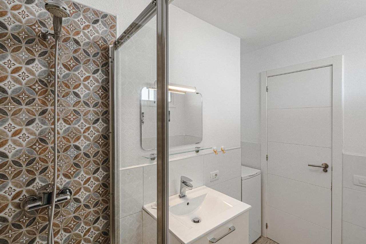 Apartamento En El Dorado Playa De Las Americas ปลายาเดลาสอเมริกาส ภายนอก รูปภาพ
